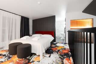 Отель Amsterdam Plaza Hotel & SPA Паланга Королевский люкс с сауной, гидромассажной ванной и доступом в спа-центр-1